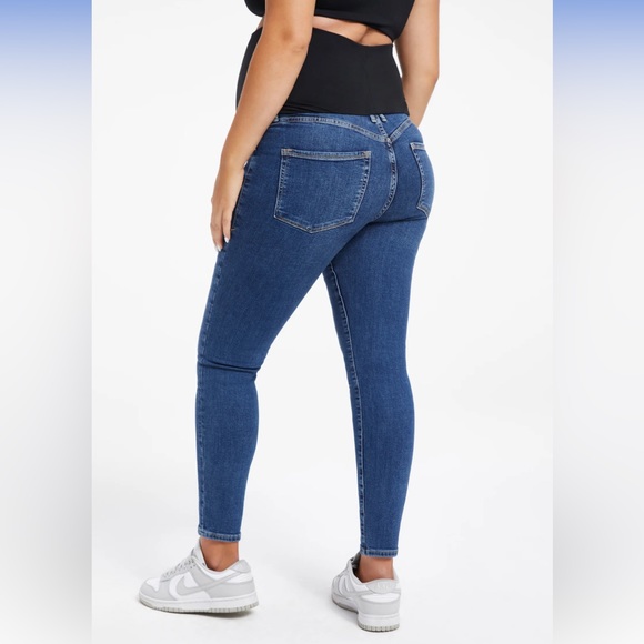Good American Good legs cropped maternity jeans - Picture 3 of 7